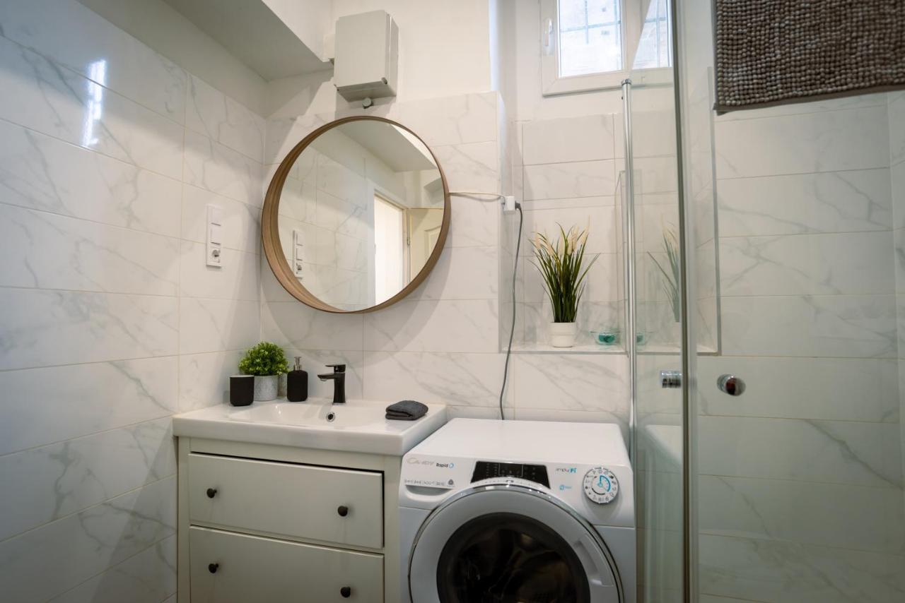 Casa Wesselenyi - Cosy Apartments In The City Center Budapest Bagian luar foto