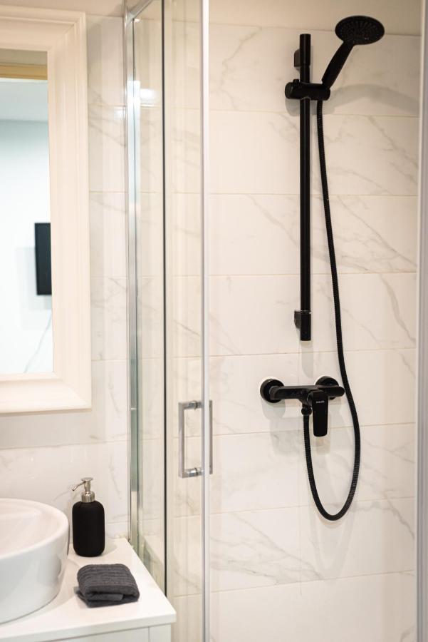 Casa Wesselenyi - Cosy Apartments In The City Center Budapest Bagian luar foto